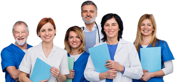 group-of-doctors-standing-in-corridor-on-medical-c-MKZ7TRX